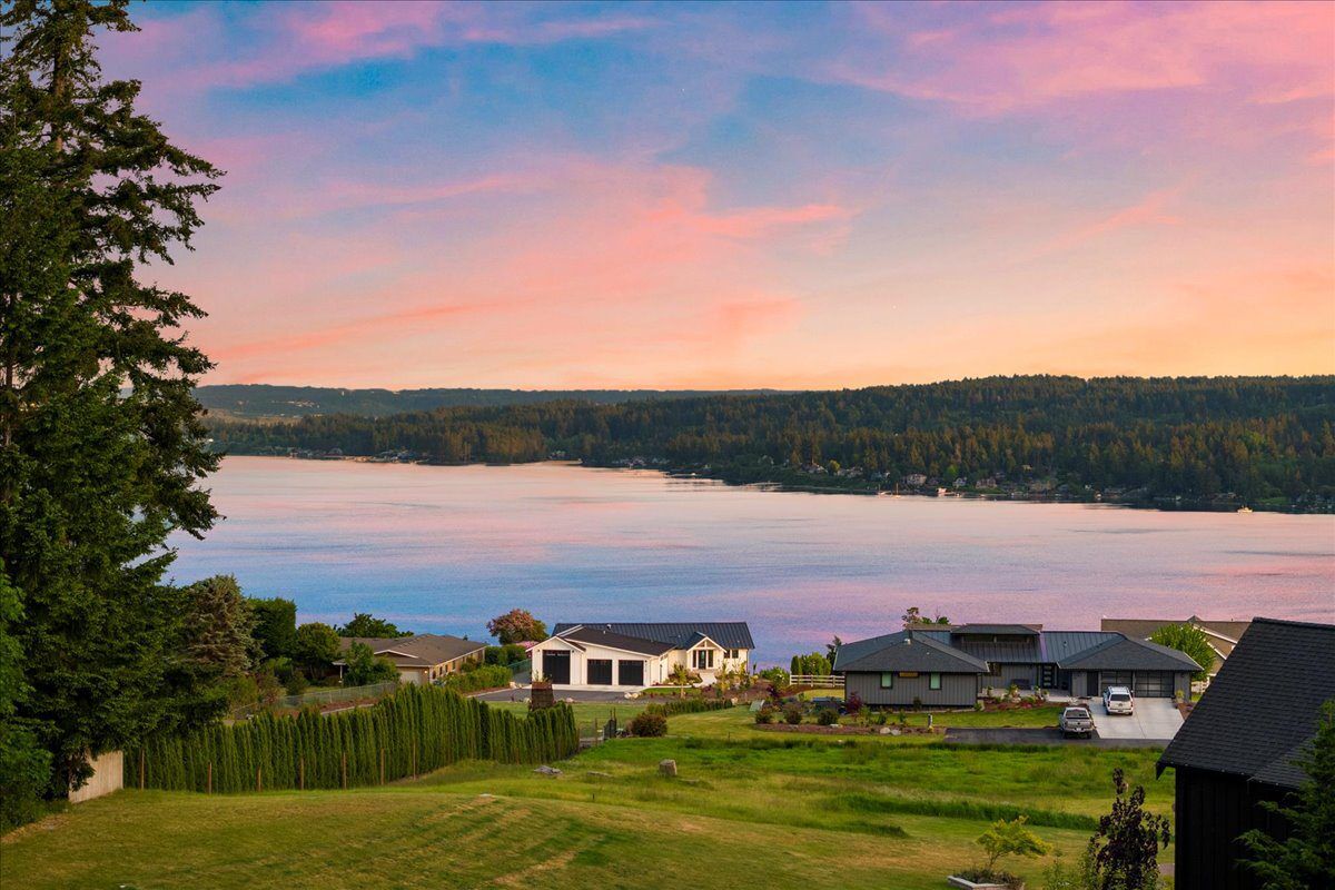 View Property Just Listed by Dwell Home Team